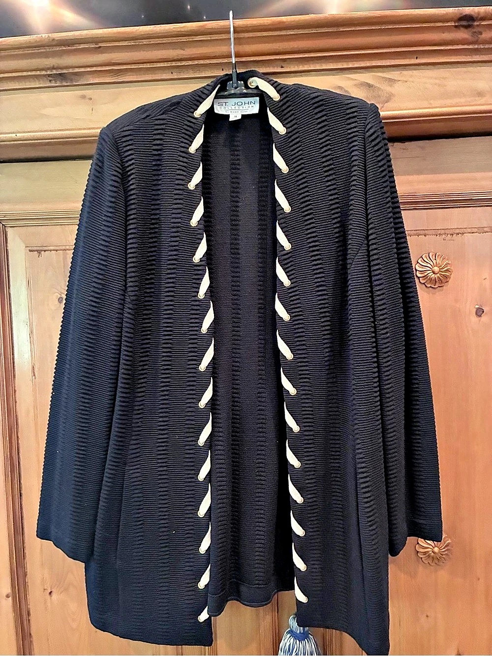St. John Collection by Marie Gray Black Cardigan Size 14 Like New